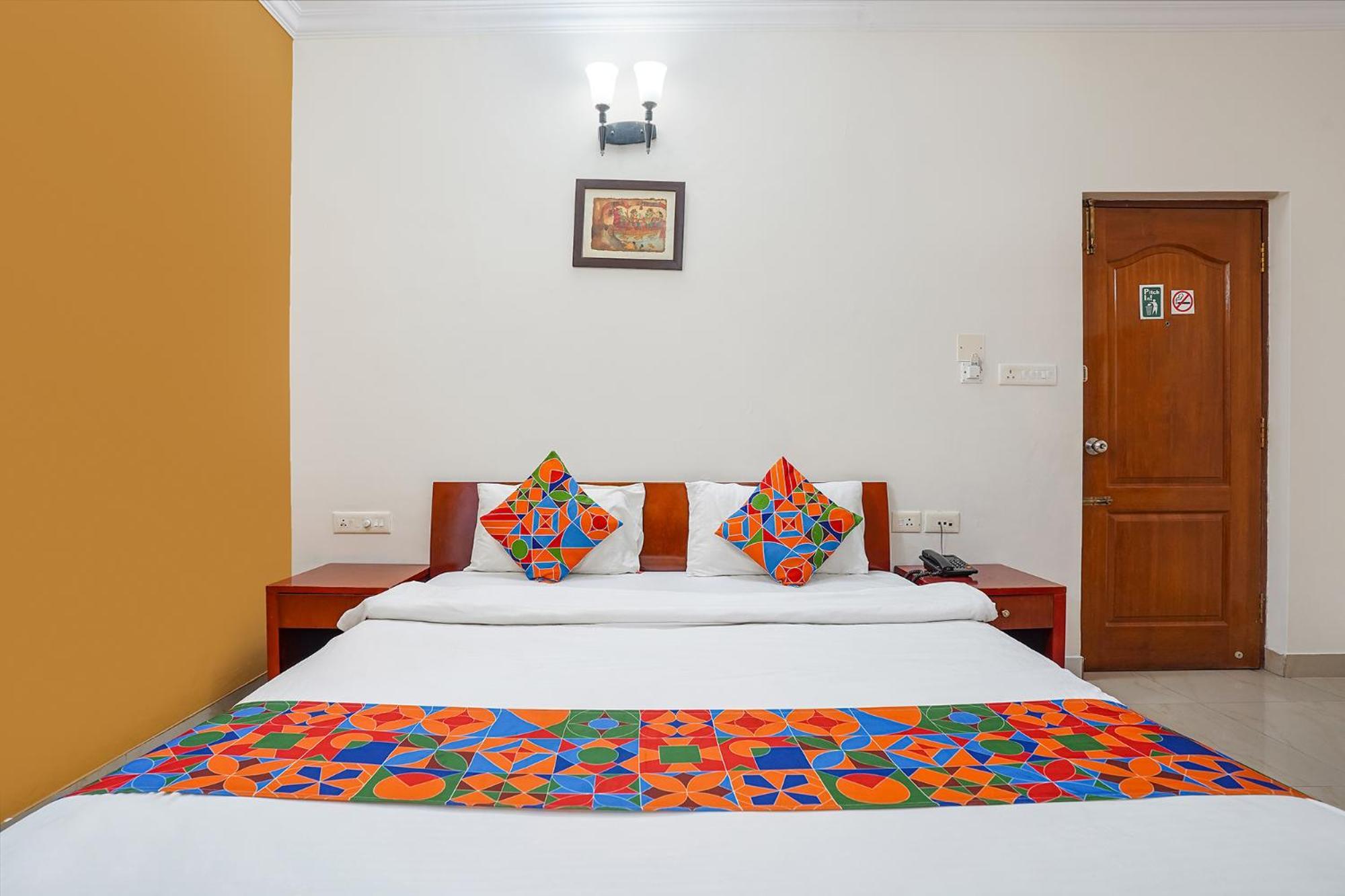 Fabhotel The Kings Suites Bangalore Bagian luar foto