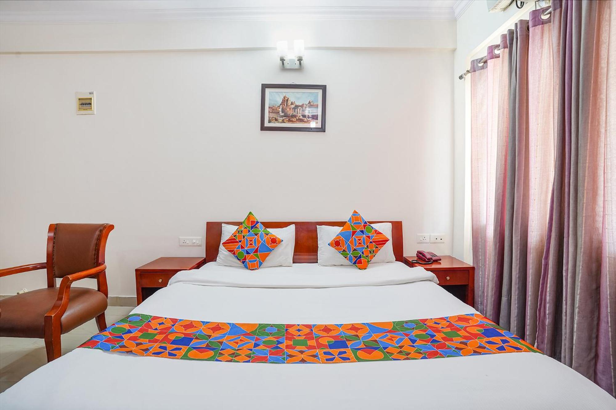 Fabhotel The Kings Suites Bangalore Bagian luar foto