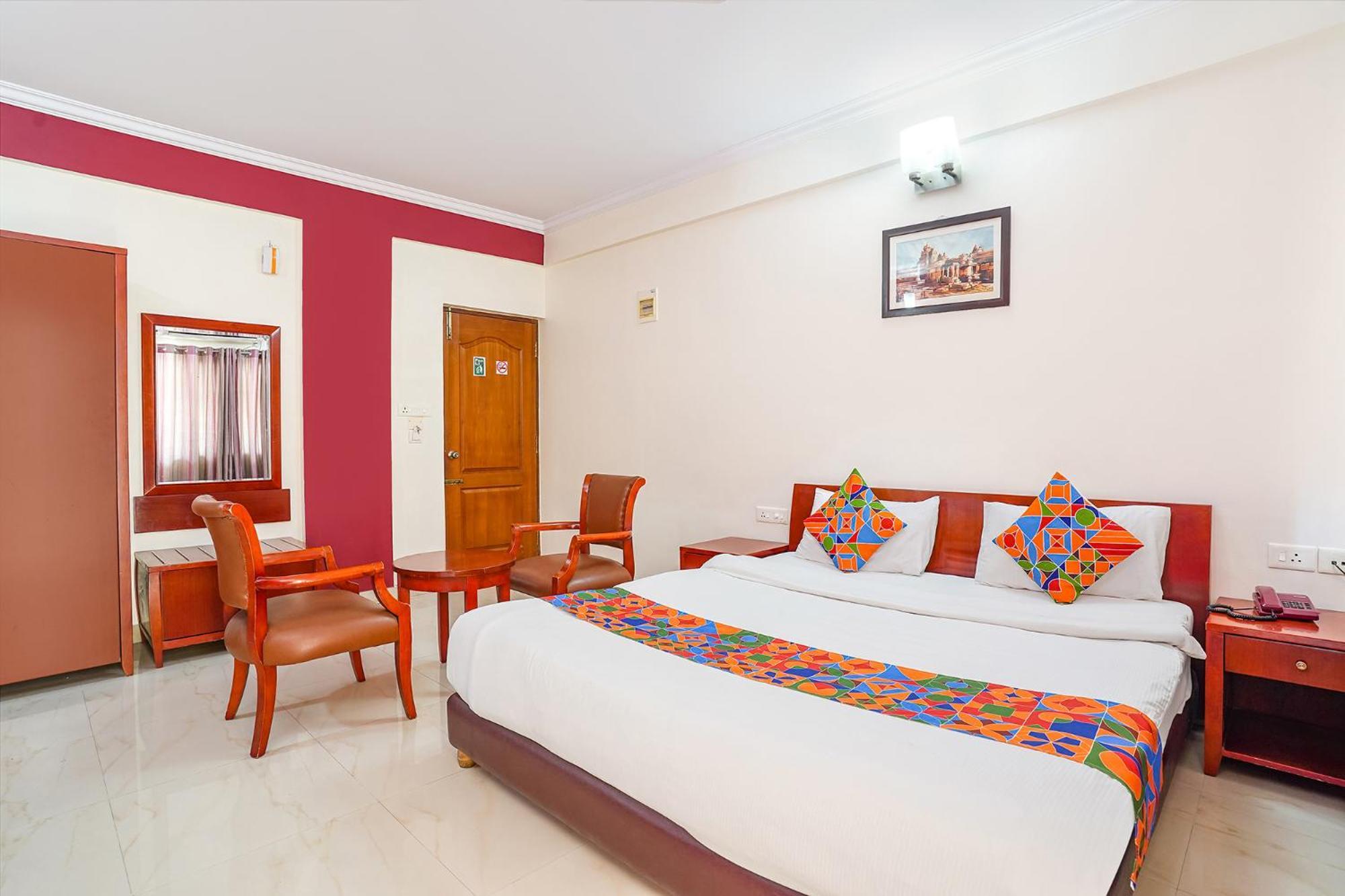Fabhotel The Kings Suites Bangalore Bagian luar foto